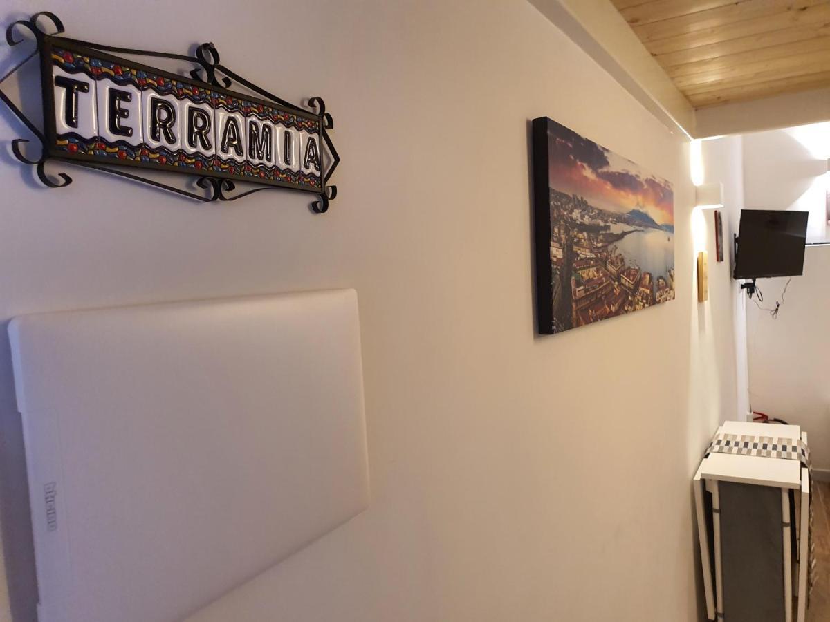 Terramia Holiday House Nápoly Kültér fotó